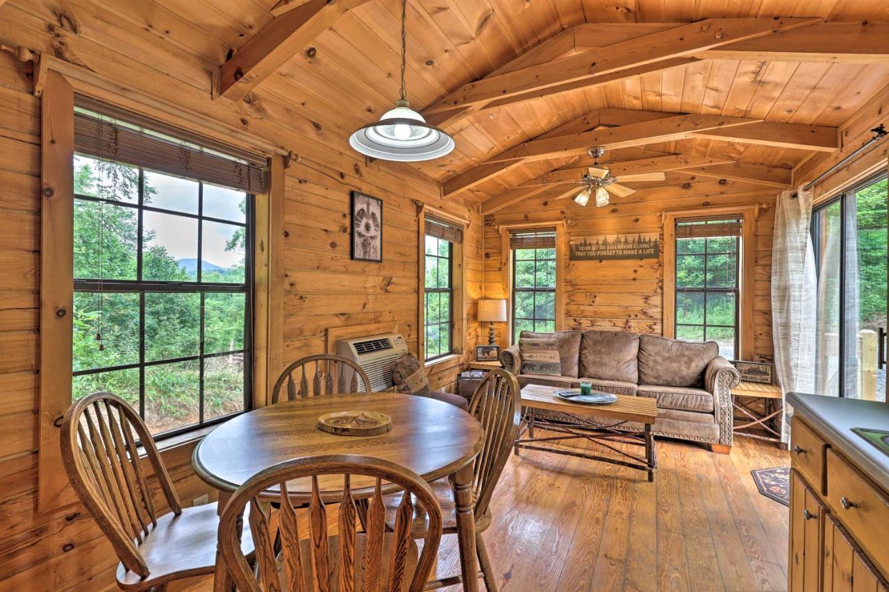 Quaint Log Cabin With Views Near West Jefferson Warrensville Extérieur photo