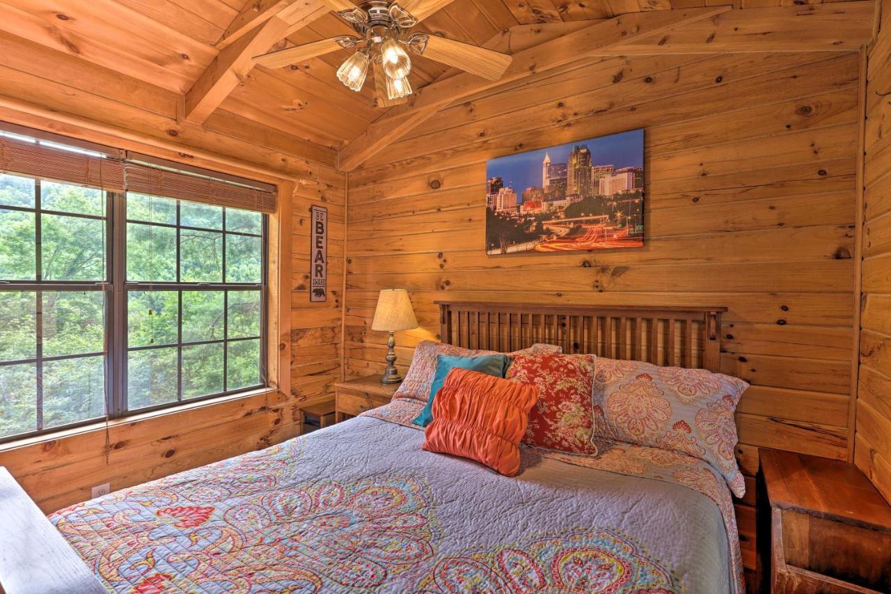 Quaint Log Cabin With Views Near West Jefferson Warrensville Extérieur photo
